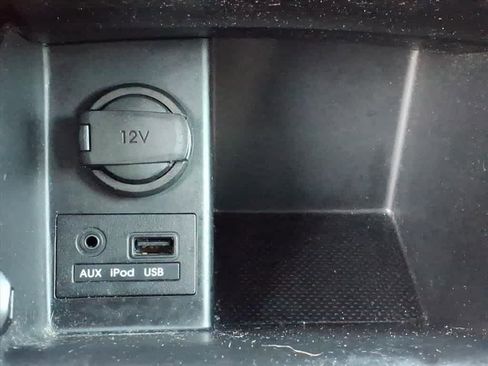 Used 2013 Hyundai Elantra GLS w/ Preferred Pkg image 23