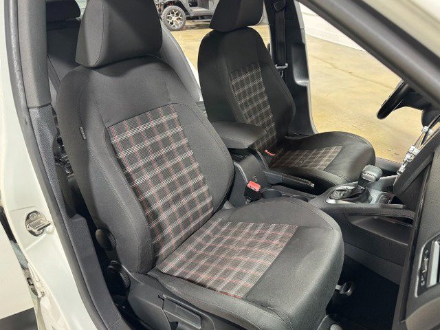 Used 2010 Volkswagen Jetta TDI Cup FWD image 30