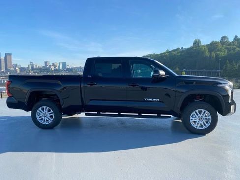 New 2026 Toyota Tundra SR5 AWD/4WD image 3