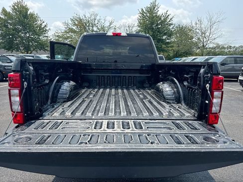 Used 2021 Ford F250 XLT w/ XLT Premium Package AWD/4WD image 24