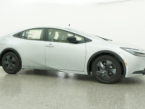 New 2026 Toyota Prius Plug-In Hybrid image 28