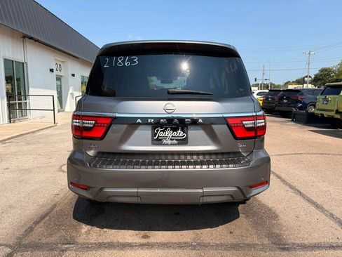 Used 2021 Nissan Armada SL w/ Captain's Chairs Package AWD/4WD image 6