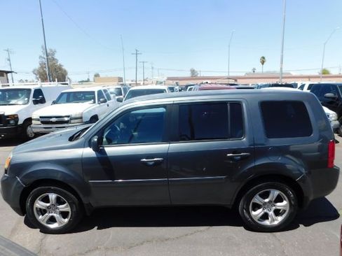 Used 2013 Honda Pilot EX image 4