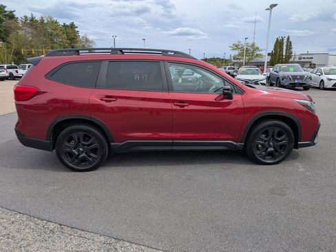 Used 2023 Subaru Ascent Onyx Edition AWD/4WD image 7