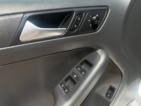 Used 2016 Volkswagen Jetta S FWD image 13