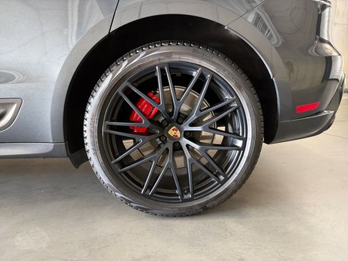 Certified 2023 Porsche Macan GTS AWD/4WD image 21