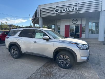New 2025 Nissan Pathfinder SV