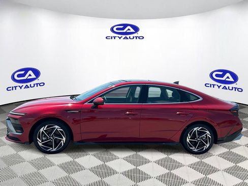 Used 2024 Hyundai Sonata SEL w/ Convenience Package FWD image 8