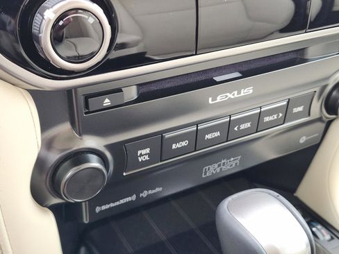 Certified 2023 Lexus GX 460 Premium AWD/4WD image 13