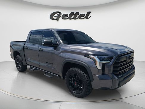 Used 2023 Toyota Tundra SR5 w/ SR5 Convenience Package AWD/4WD image 3