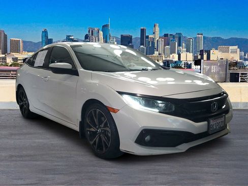 Used 2019 Honda Civic Sport image 3