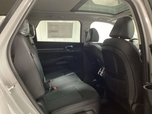 New 2026 Kia Sorento S w/ S Panoramic Sunroof Package FWD image 10