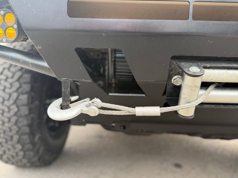 Used 2018 Toyota Tacoma TRD Off-Road w/ Technology Package AWD/4WD image 24