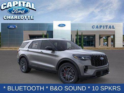 New 2026 Ford Explorer ST-Line w/ ST-Line Street Pack AWD/4WD image 8