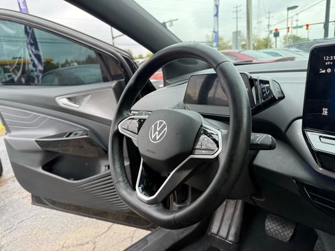 Used 2023 Volkswagen ID.4 Pro S image 26