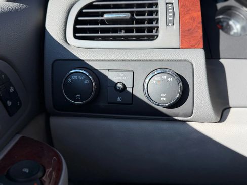 Used 2013 GMC Sierra 1500 SLT w/ SLT Convenience Package image 37