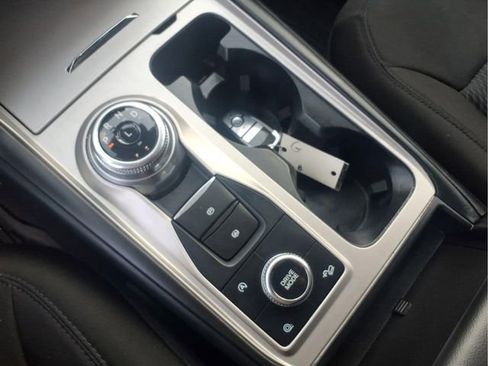 Certified 2024 Ford Explorer XLT AWD/4WD image 20