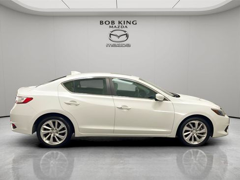 Used 2018 Acura ILX FWD image 6