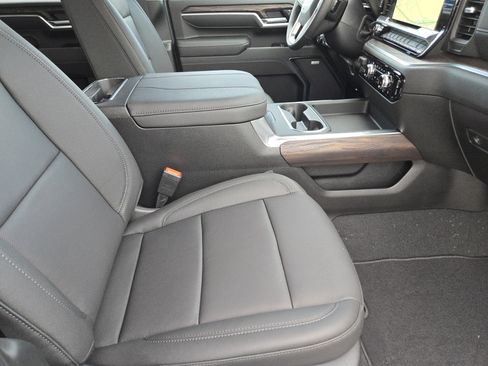 New 2026 GMC Sierra 3500 SLT w/ Texas SLT Premium Package image 12