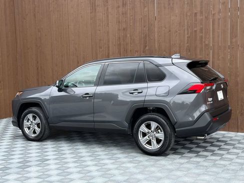 Used 2025 Toyota RAV4 XLE FWD image 15