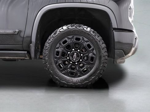 Used 2024 Chevrolet Silverado 2500 High Country w/ High Country Premium Package image 7