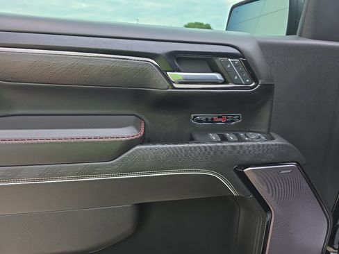 Used 2022 GMC Sierra 1500 AT4X AWD/4WD image 16