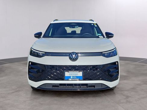 Certified 2026 Volkswagen Tiguan SE R-Line AWD/4WD image 2