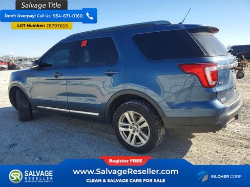 Used 2018 Ford Explorer XLT w/ Equipment Group 202A image 3