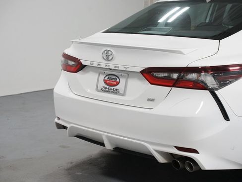 Certified 2024 Toyota Camry SE FWD image 9