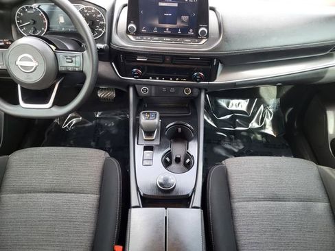 Certified 2022 Nissan Rogue SV image 19