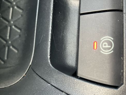 Used 2020 Toyota RAV4 LE w/ All Weather Liner Package AWD/4WD image 26