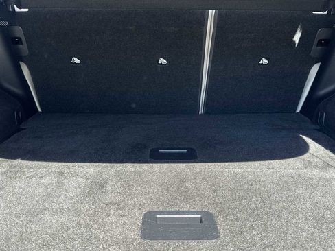 Used 2024 Nissan Ariya FWD image 23