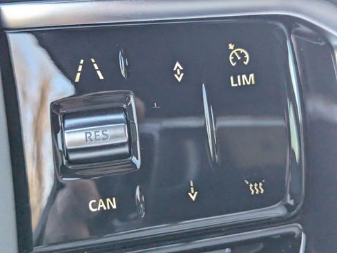 New 2026 Land Rover Range Rover Sport SE AWD/4WD image 17