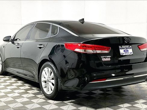 Used 2016 Kia Optima EX image 10