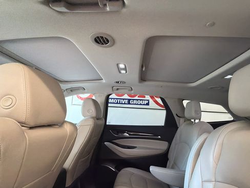 Used 2018 Buick Enclave Premium w/ Experience Buick Package image 23