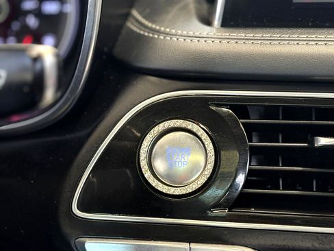 Used 2019 Genesis G70 2.0T Advanced w/ Dynamic Package image 31