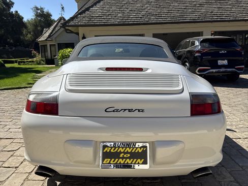 Used 2002 Porsche 911 Cabriolet image 4