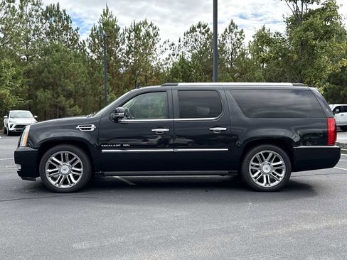 Used 2010 Cadillac Escalade ESV Platinum image 24