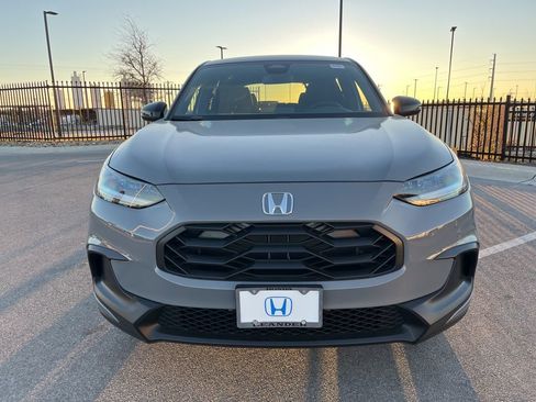 Used 2026 Honda HR-V Sport image 2