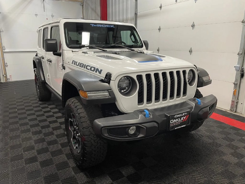 Used 2022 Jeep Wrangler Unlimited Rubicon 4xe AWD/4WD image 10