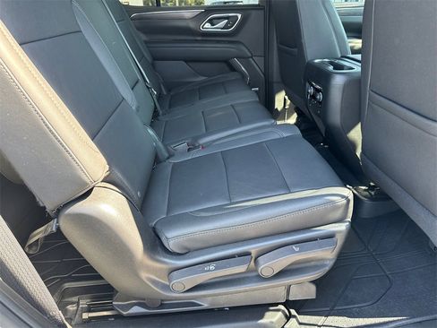 Certified 2023 Chevrolet Tahoe Z71 w/ Luxury Package image 16