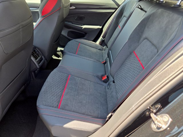 New 2026 Volkswagen GTI SE FWD image 8