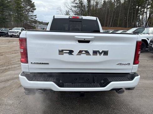 New 2026 RAM 1500 Laramie AWD/4WD image 4