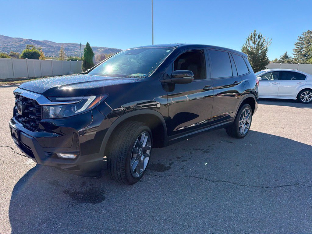 Used 2023 Honda Passport EX-L image 9
