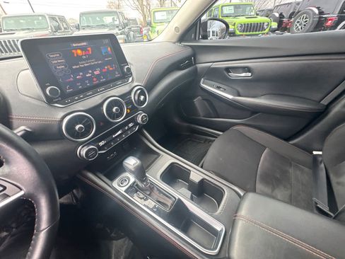Used 2020 Nissan Sentra SR image 25