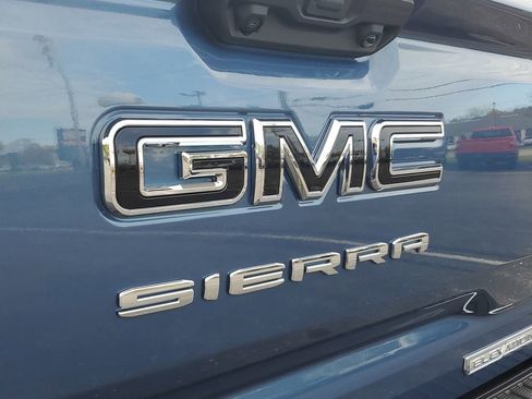 New 2026 GMC Sierra 1500 Elevation image 8