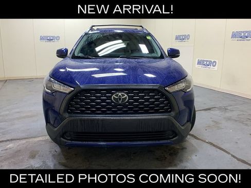 Used 2022 Toyota Corolla Cross LE AWD/4WD image 8