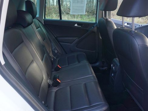 Used 2017 Volkswagen Tiguan Wolfsburg Edition FWD image 22