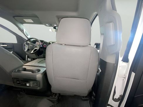 Used 2021 Chevrolet Silverado 1500 LT Trail Boss w/ Convenience Package II AWD/4WD image 40