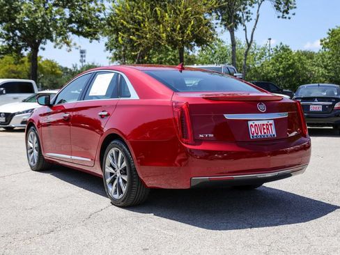 Used 2013 Cadillac XTS FWD image 3